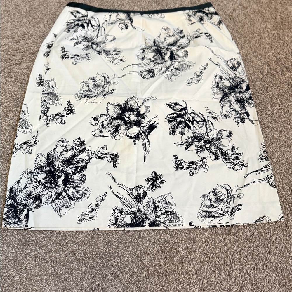 Eddie Bauer Black and White Floral Pencil Skirt Y2K Sz 8